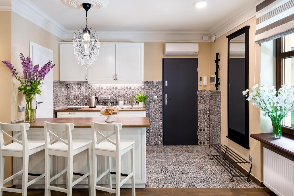 P&J Luxury Apartments 克拉科夫 外观 照片