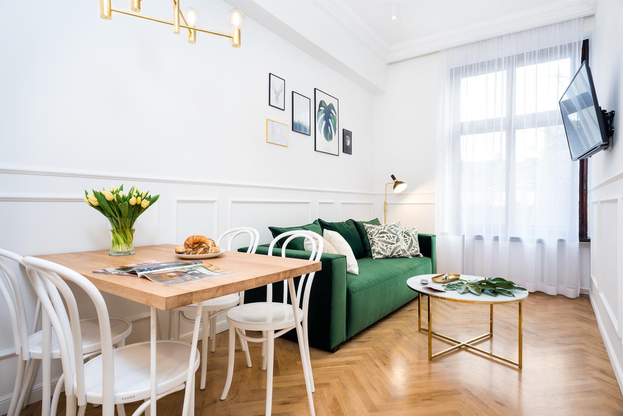 P&J Luxury Apartments 克拉科夫 外观 照片