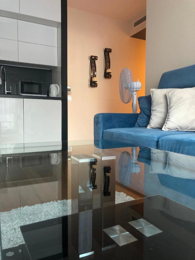 P&J Luxury Apartments 克拉科夫 外观 照片