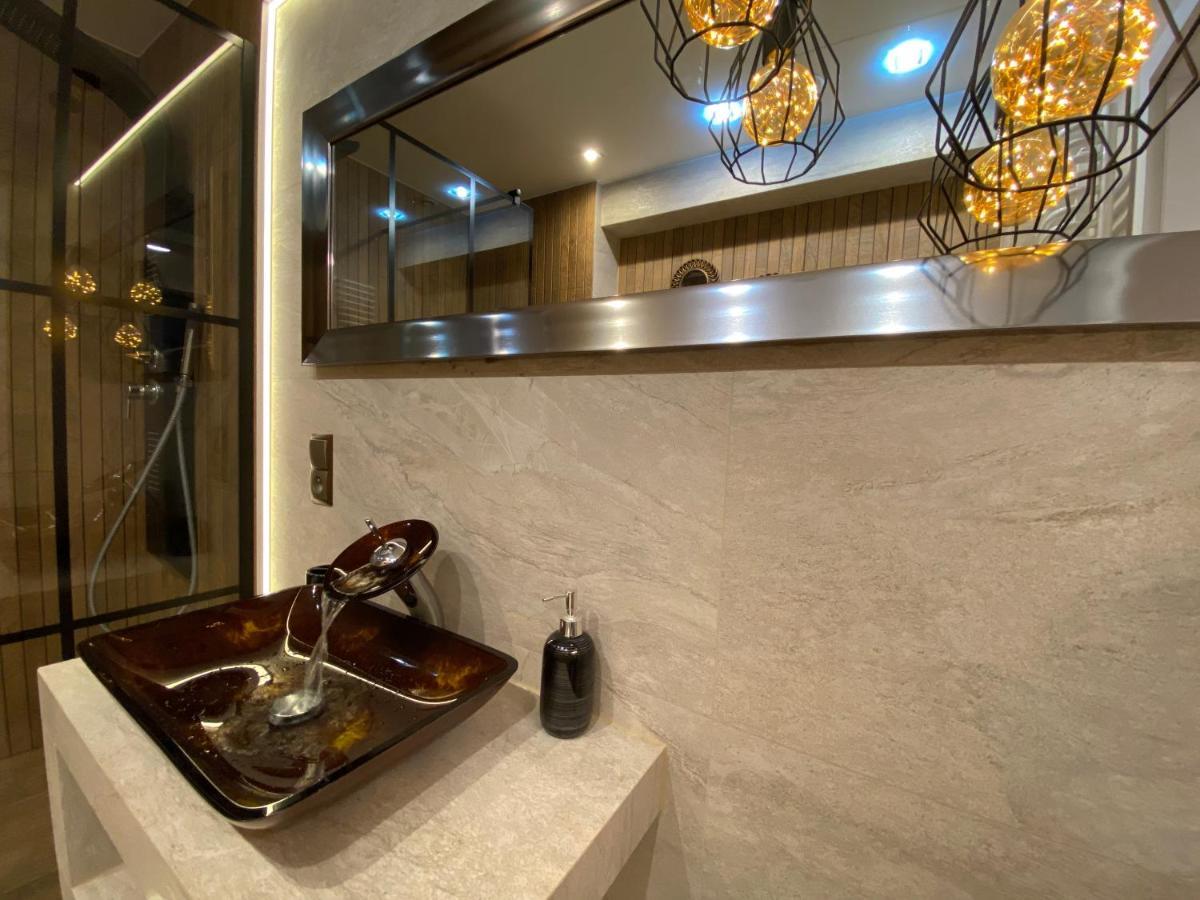 P&J Luxury Apartments 克拉科夫 外观 照片